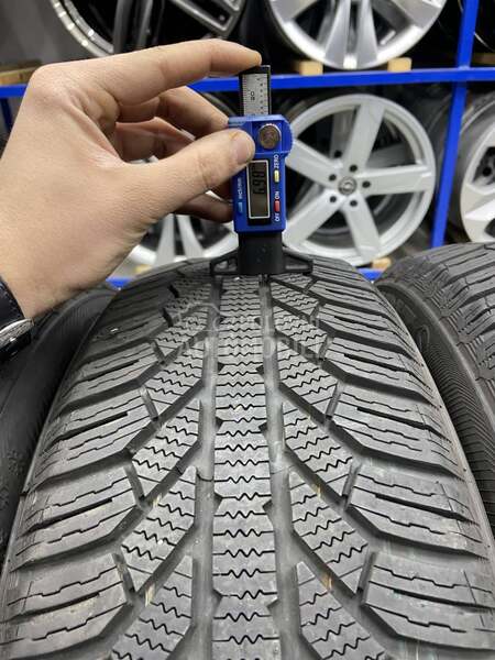 Semperit 185/60 R16 Zimska