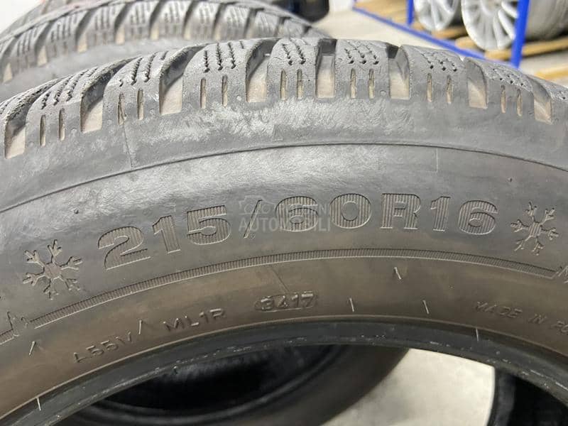 Dunlop 215/60 R16 Zimska