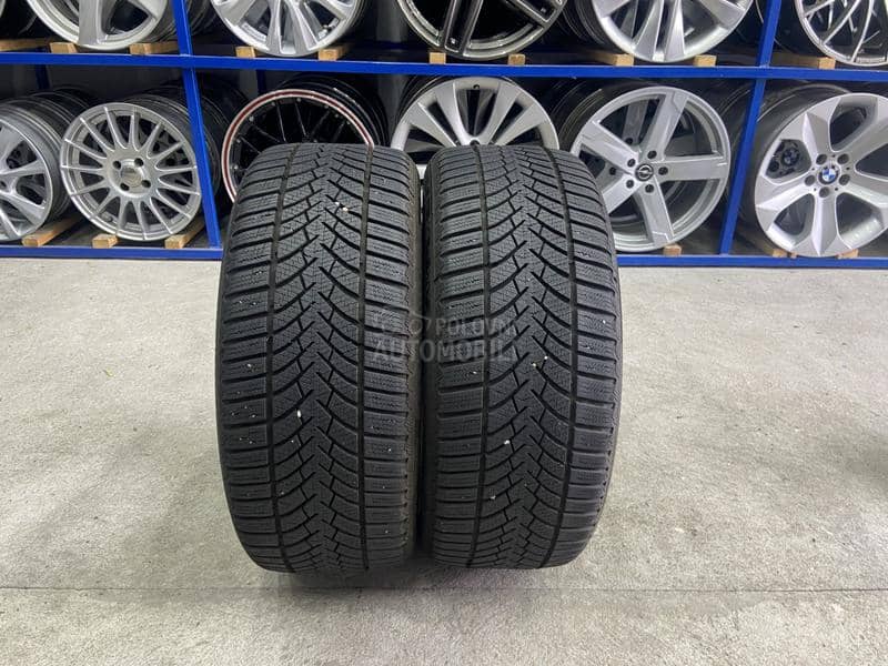 Semperit 225/45 R17 Zimska