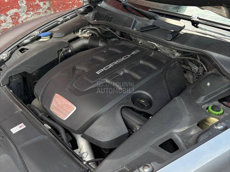 Porsche Cayenne 3.0 TDI Platinum