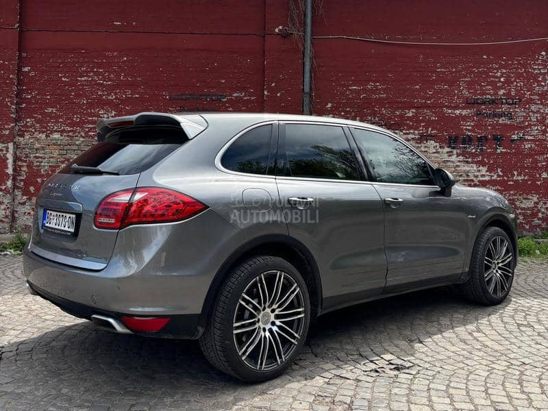 Porsche Cayenne 3.0 TDI Platinum