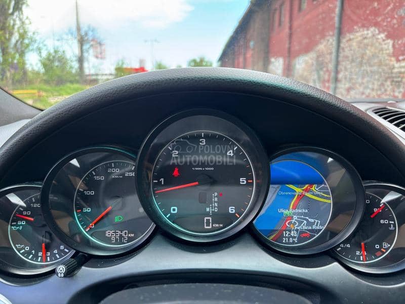 Porsche Cayenne 3.0 TDI Platinum
