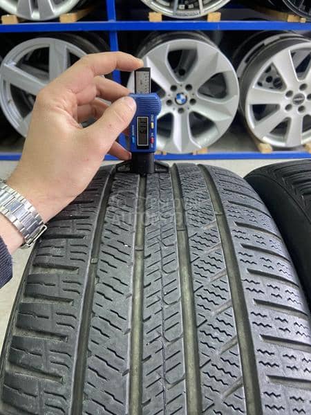 Vredestein 225/45 R17 Zimska