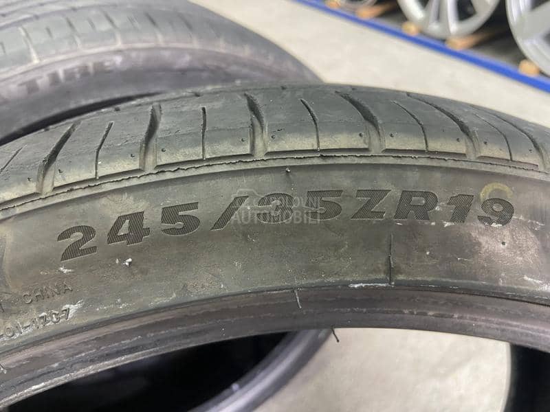 Imperial 245/35 R19 Letnja
