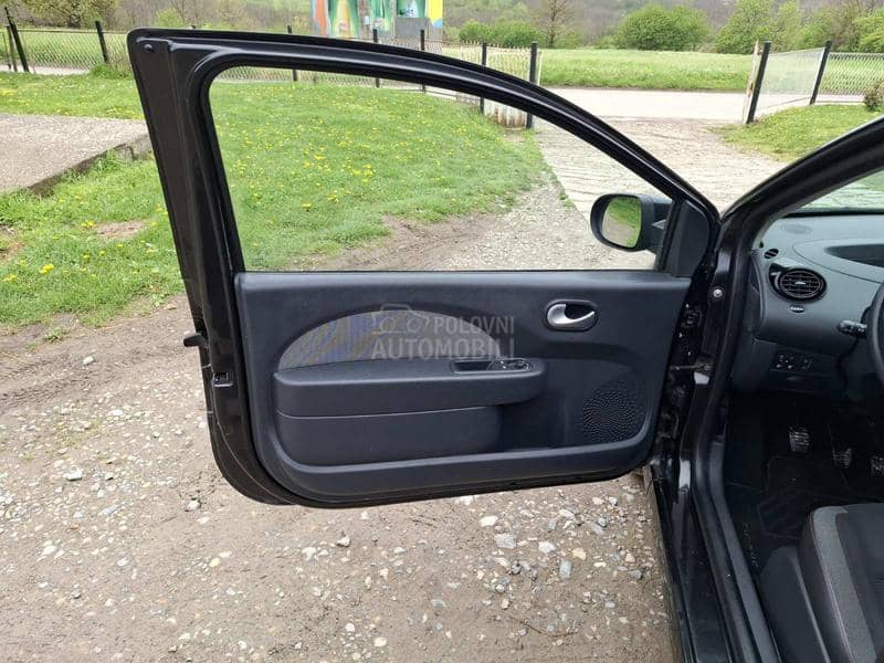 Renault Twingo 1.2 16v NL