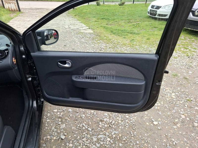Renault Twingo 1.2 16v NL