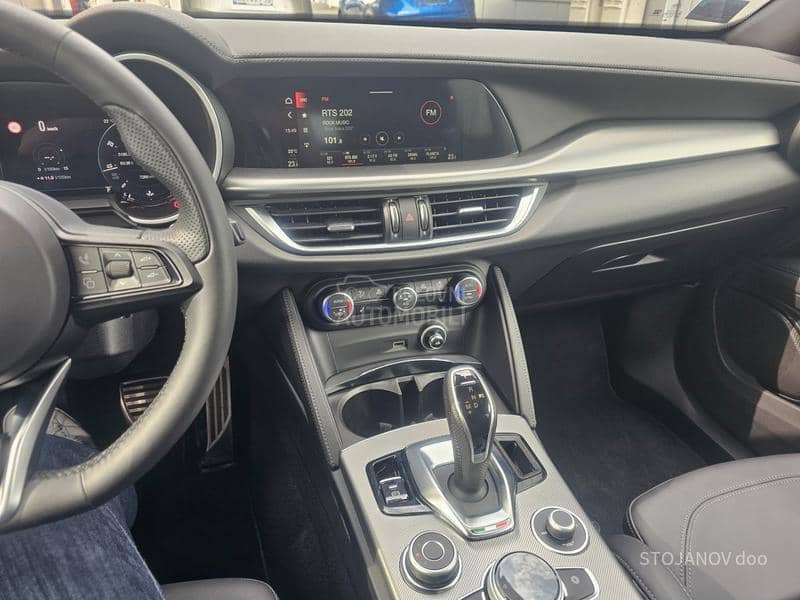 Alfa Romeo Stelvio 2.0 VELOCE
