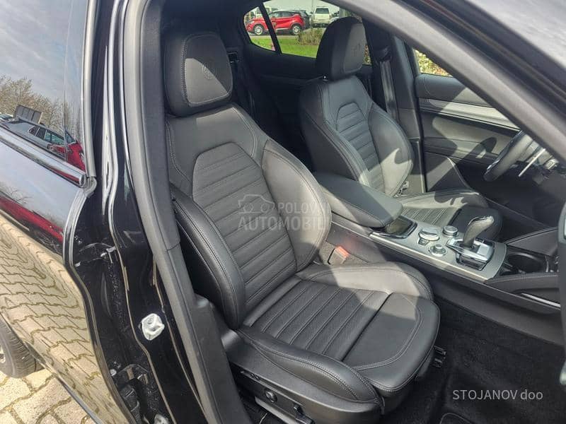 Alfa Romeo Stelvio 2.0 VELOCE