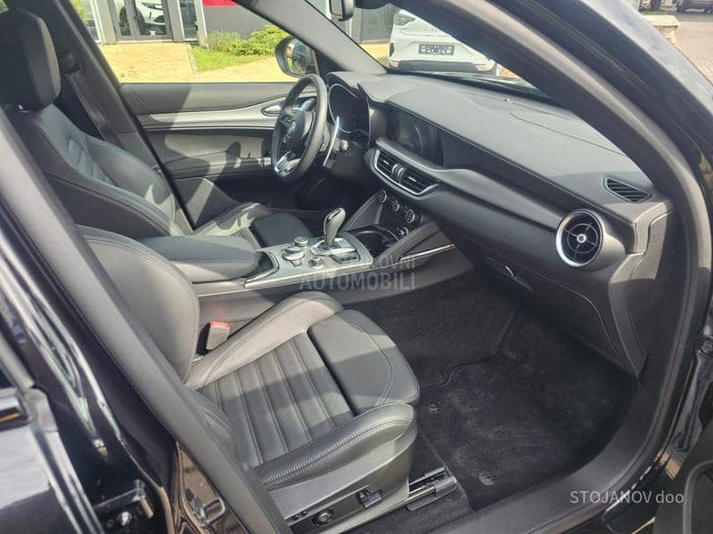 Alfa Romeo Stelvio 2.0 VELOCE