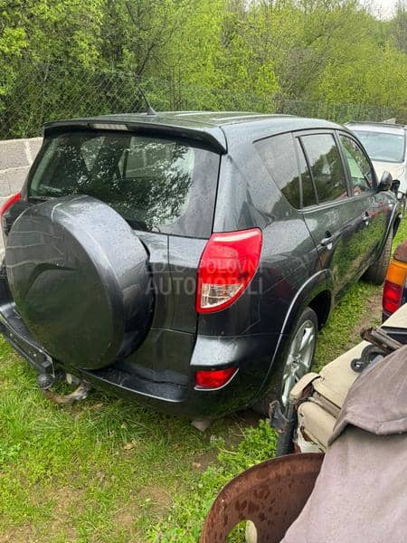 Toyota RAV 4 DCAT 2008. god. -  kompletan auto u delovima
