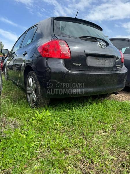 Toyota Auris DCAT 2008. god. -  kompletan auto u delovima