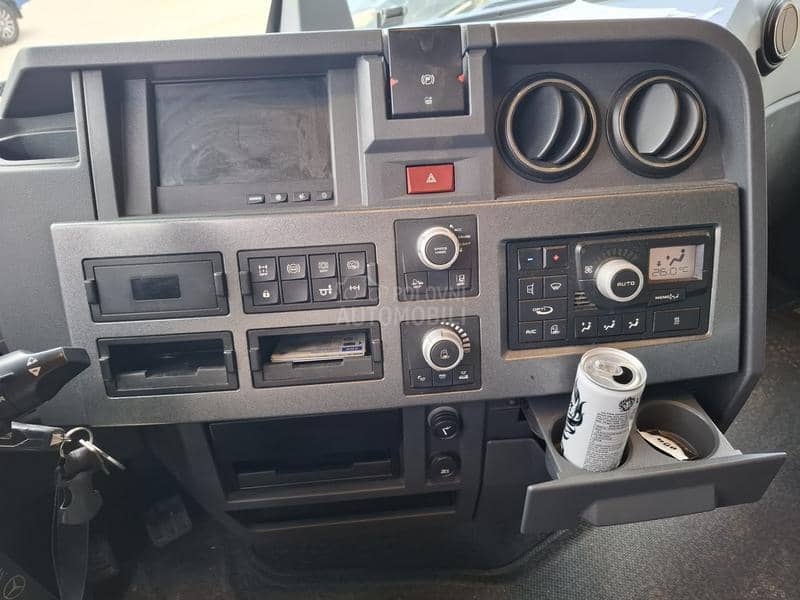 Renault PREMUIM 520