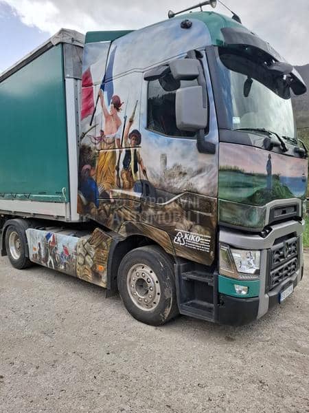 Renault PREMUIM 520