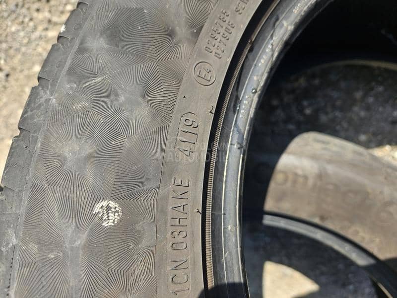 Continental 235/55 R17 Letnja