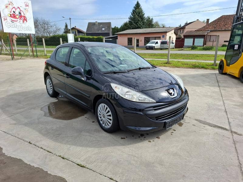 Peugeot 207 1.4. 8V