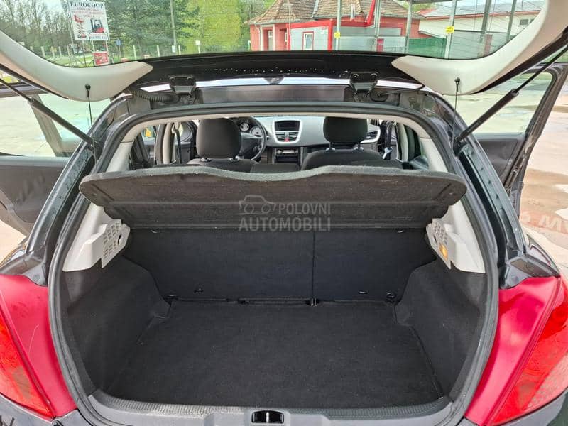 Peugeot 207 1.4. 8V