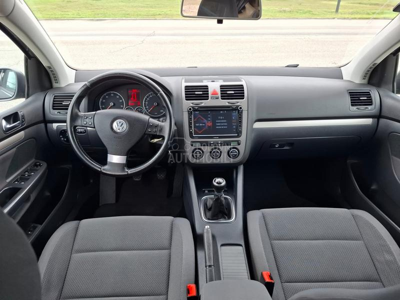 Volkswagen Golf 5 1,4 TSI