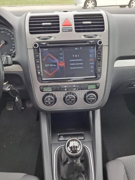 Volkswagen Golf 5 1,4 TSI