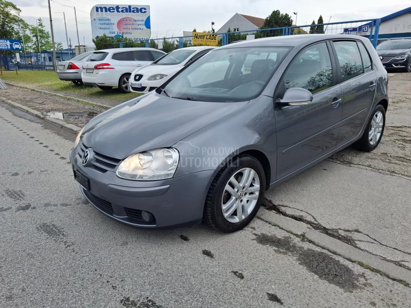 Volkswagen Golf 5 1,4 TSI