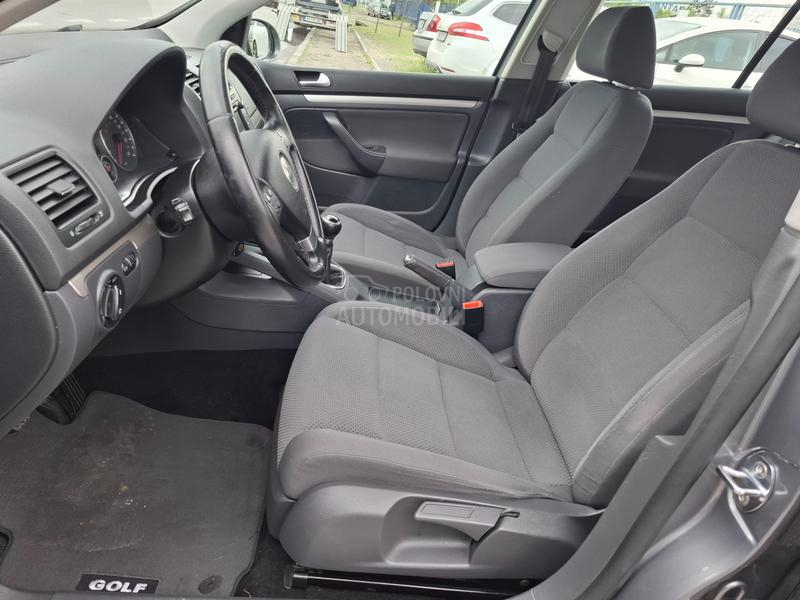 Volkswagen Golf 5 1,4 TSI