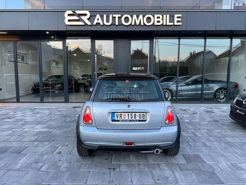 MINI Cooper 