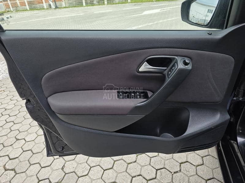 Volkswagen Polo 1.6 TDI HIGHLINE
