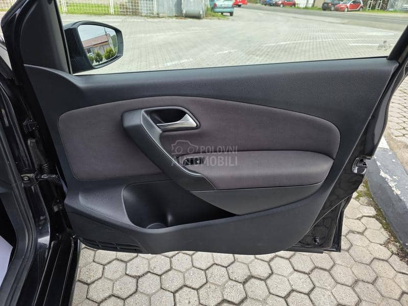 Volkswagen Polo 1.6 TDI HIGHLINE