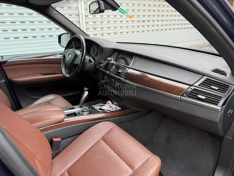 BMW X5 3.0d,panor.