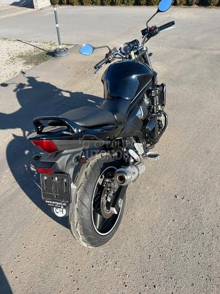 Suzuki naked