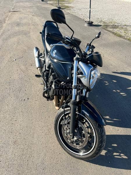 Suzuki naked
