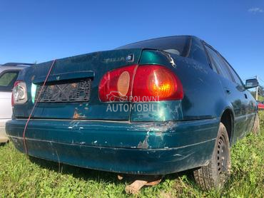 Toyota Corolla RSTlim 2001. god. -  kompletan auto u delovima