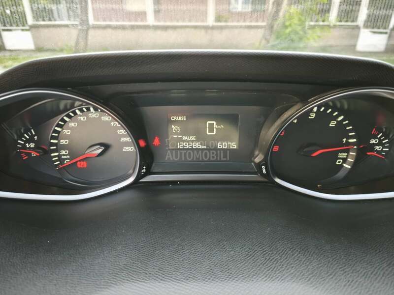 Peugeot 308 1.6hdi BLUEHDI