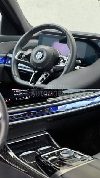 BMW 740 XD M PANO ICONIC