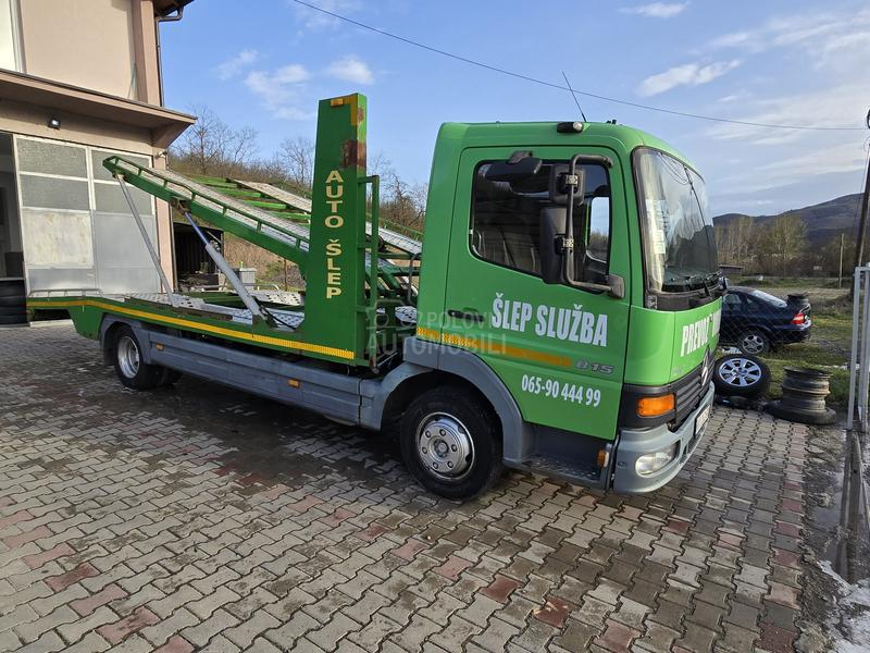 Mercedes Benz 815