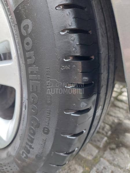 Opel Corsa D 1.3 cdti... na.vi