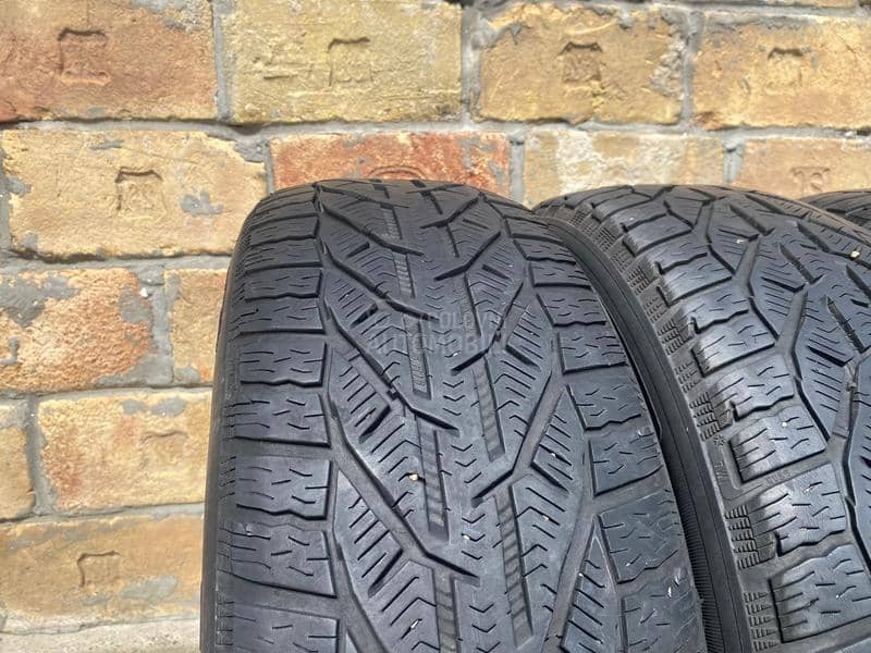 Tigar 215/65 R15 Zimska