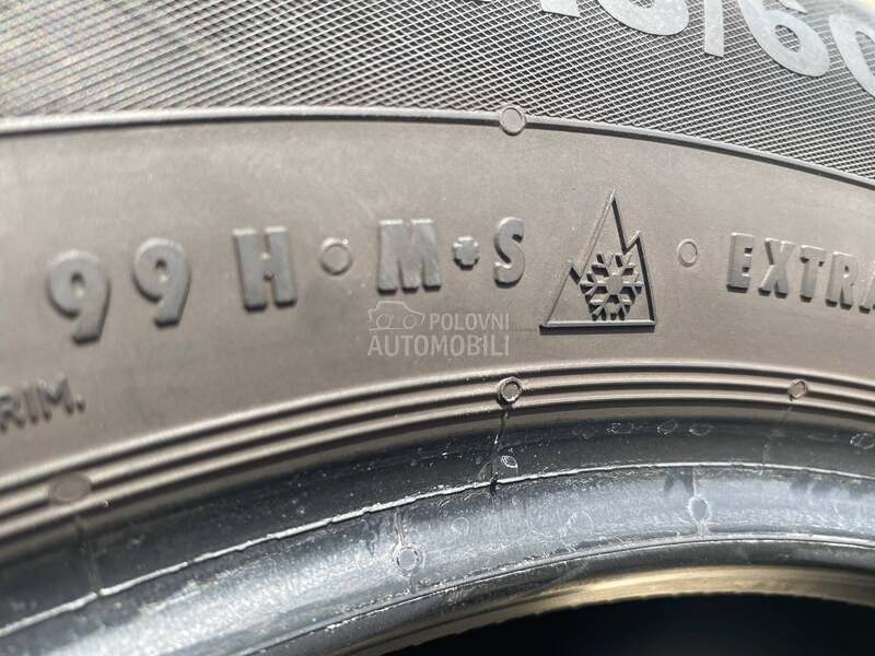Continental 215/60 R16 Zimska