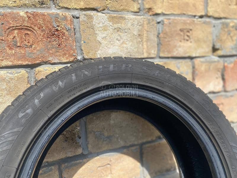 Dunlop 205/55 R16 Zimska