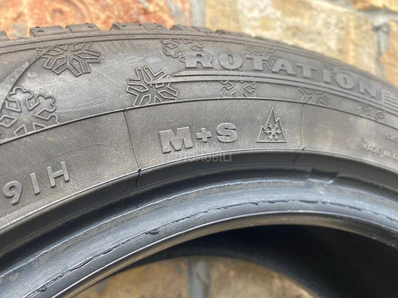 Dunlop 205/55 R16 Zimska