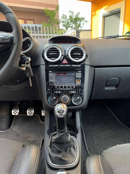 Opel Corsa D OPC NURBURGRING ED.