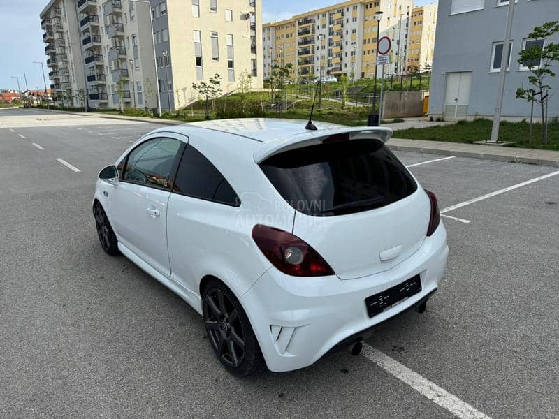 Opel Corsa D OPC NURBURGRING ED.