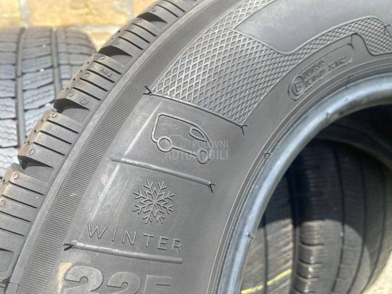 Kleber 225/65 R16 Zimska