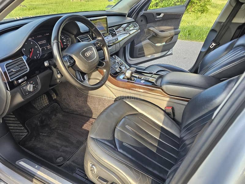 Audi A8 LONG