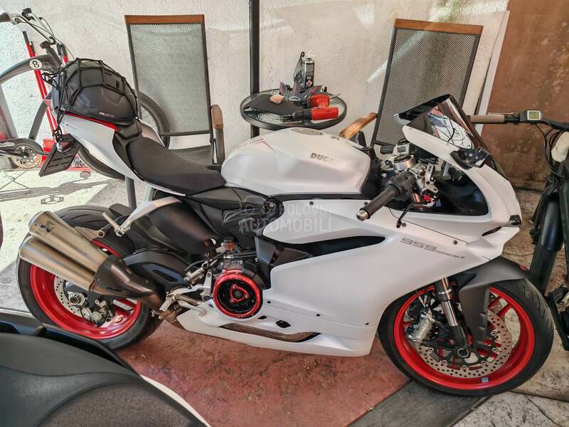 Ducati Panigale 959 ArticWhite