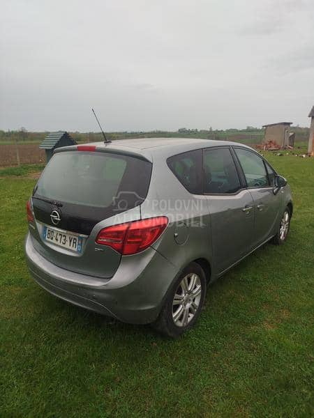 Delovi za Opel Meriva B 1.7 2011. god.