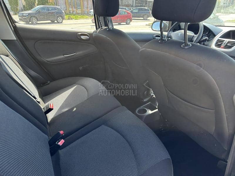 Peugeot 206 plus 1.4 CH