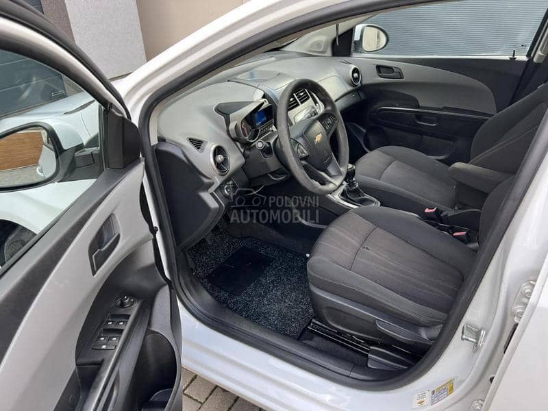 Chevrolet Aveo 