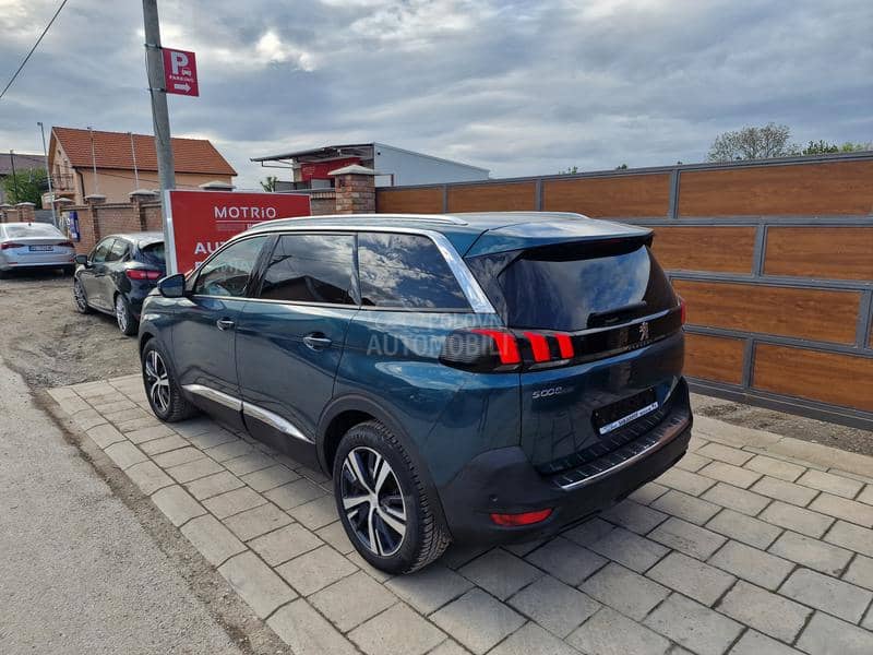 Peugeot 5008 1.5 hdi allure