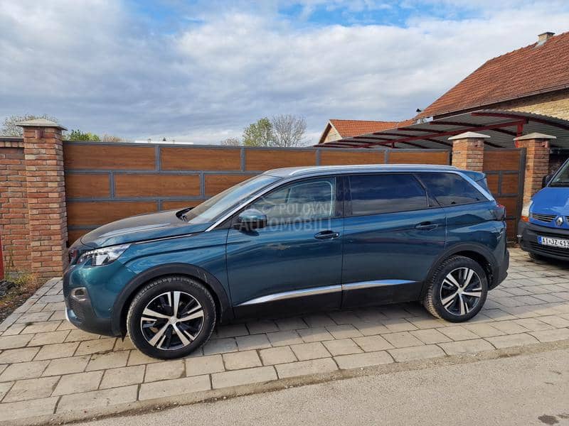 Peugeot 5008 1.5 hdi allure
