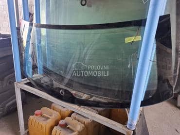 staklo gepek za Seat Leon od 2013. do 2017. god.